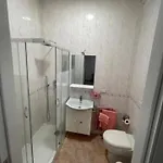 Donna Paola بومبيي